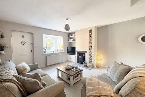 3 bedroom property for sale, Moorside Road, Manchester M27