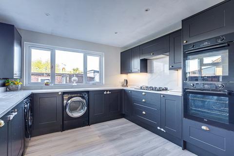 469 Arterial Road, Leigh-on-sea, SS9 4DY