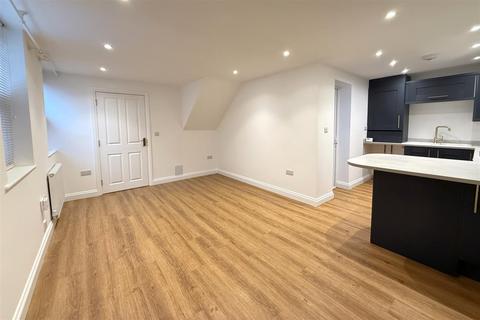 1 bedroom end of terrace house to rent, Kingston Mews, Taunton TA2