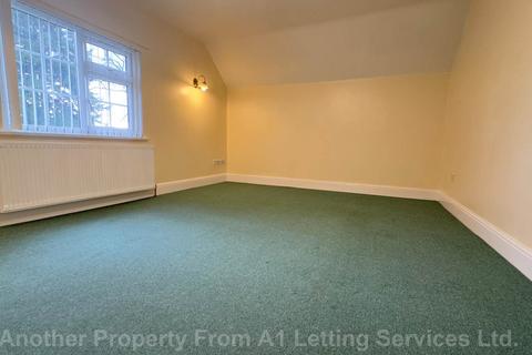 2 bedroom flat to rent, Wood End Hall Lane, Erdington