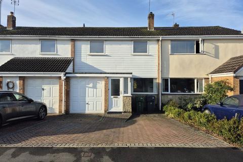 3 bedroom terraced house to rent, Harberrow Close, Stourbridge, West Midlands