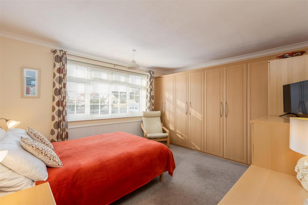 Rosamund Avenue 29 Bedroom 1-1.jpg