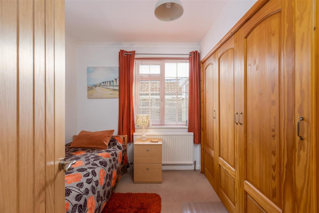 Rosamund Avenue 29 Bedroom 3.jpg