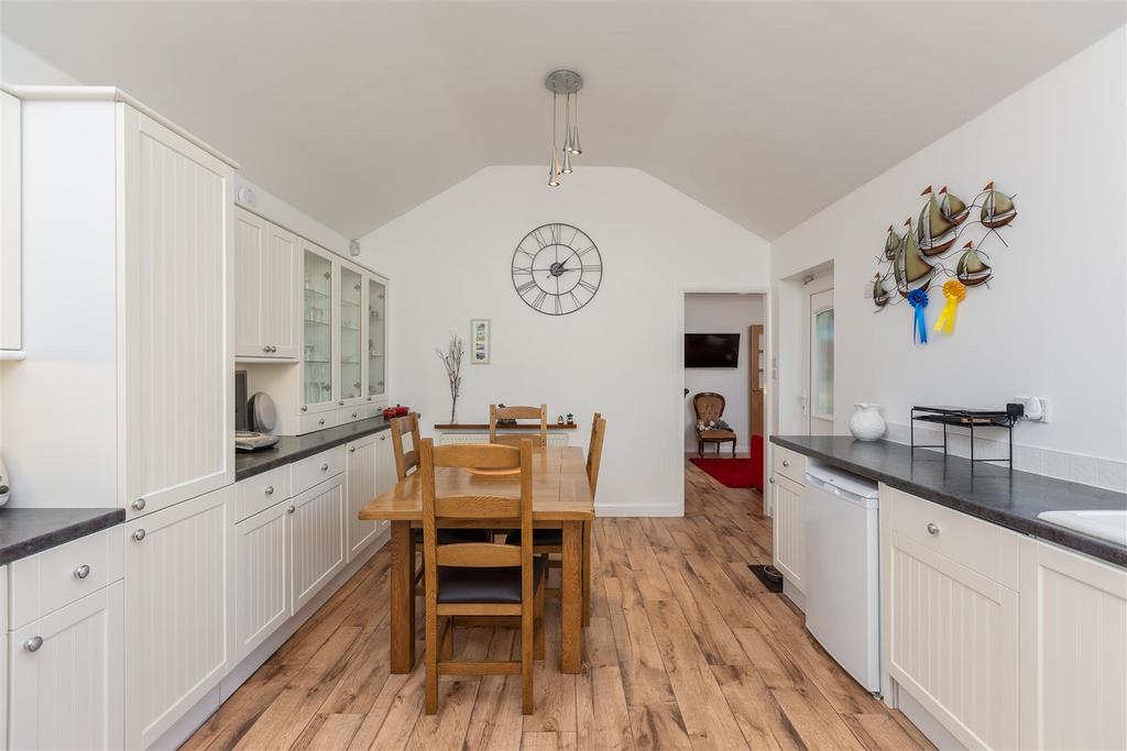 Rosamund Avenue 29 Kitchen Dining Room-4.jpg