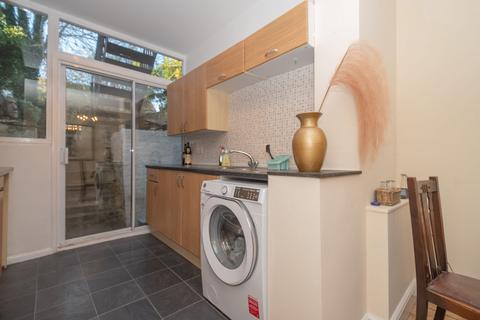 3 bedroom flat for sale, 6 Codrington Road, Ramsgate, CT11