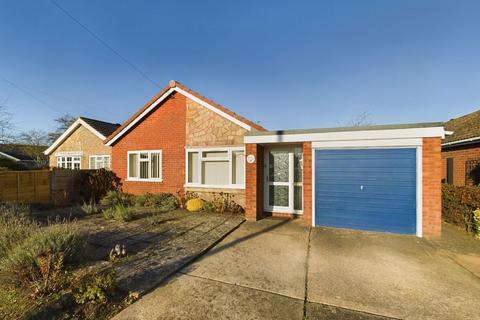 2 bedroom detached bungalow to rent, Alford Mill Close, North Hykeham