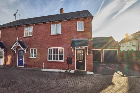 3 bedroom townhouse for sale, Bunneys Meadow, Hinckley