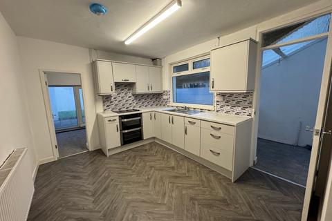 3 bedroom terraced house to rent, Brook Street Blaenrhondda - Treorchy