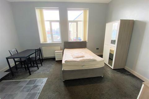 1 bedroom in a house share to rent, Gas House Yard, Oakenshaw, Bradford