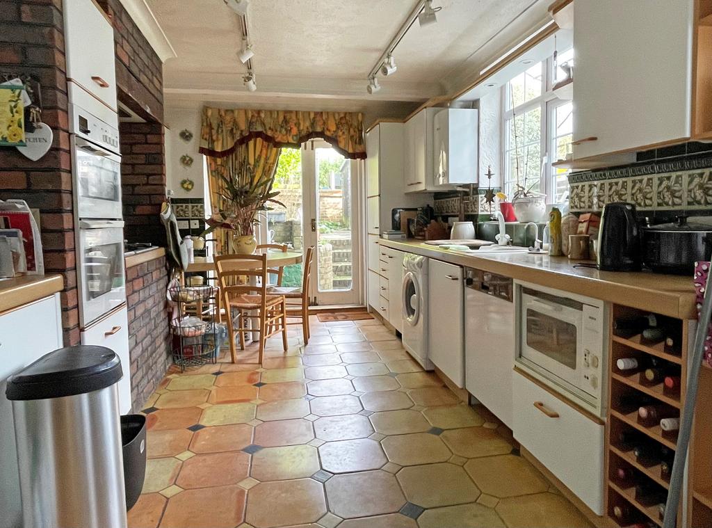 House in Brighton - View 5