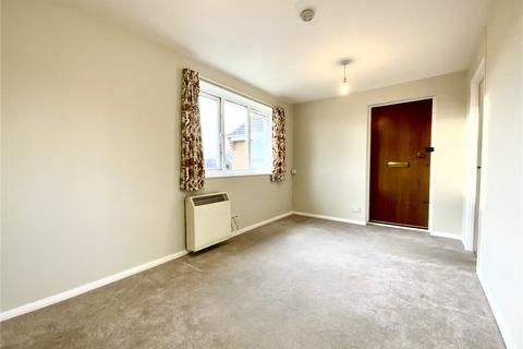 Studio to rent, Blenheim Drive, Christchurch, Dorset, BH23