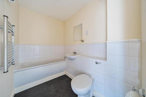 2 bedroom flat for sale, Elizabeth Fry Place, Shooters Hill