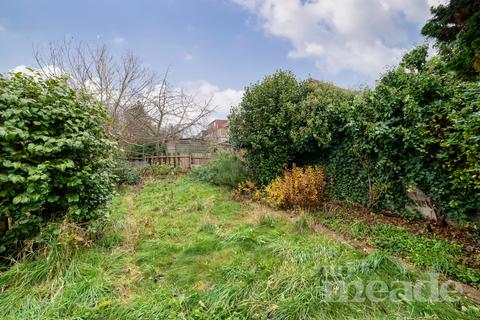 3 bedroom terraced house for sale, Queenswood Avenue, E17