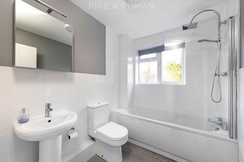 12 The Willows, Claygate, Esher, KT10 0PR