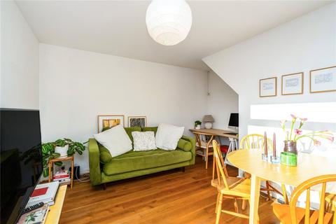 2 bedroom maisonette for sale, Kingsgate Estate, Tottenham Road, London, N1