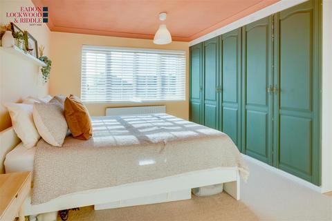 6 Elm Tree Close, North Anston, Sheffield, S25 4FG