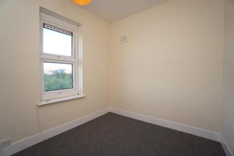 2 bedroom semi-detached house to rent, Falstaff Road, Parson Cross, Sheffield, S5