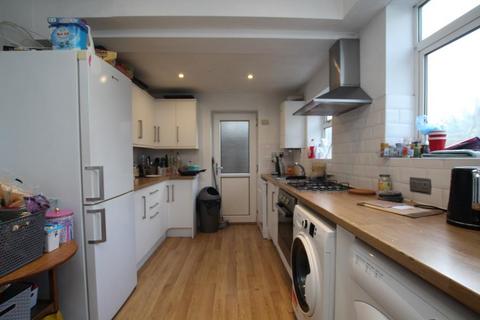 6 bedroom terraced house to rent, Muller Road, Bristol BS7