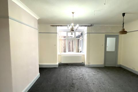 3 bedroom terraced house to rent, Hartington Road, Preston PR1