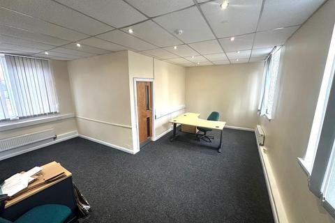 Office to rent, Regent One Bus Ctr, Regent St, Leeds