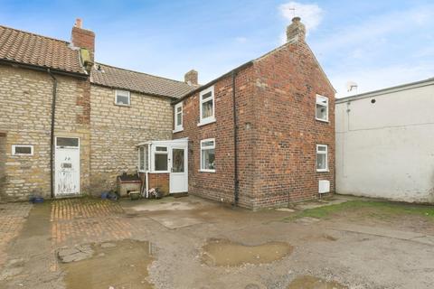 2 bedroom cottage for sale, Main Street, Scarborough YO12