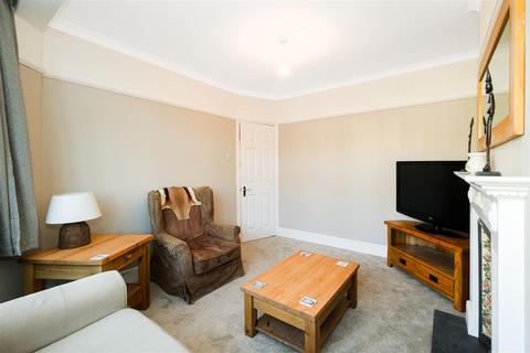 2 bedroom house for sale, Crownhill Road, Woodford Green