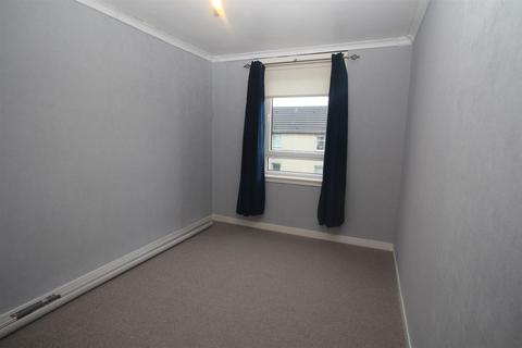 2 bedroom flat to rent, Pine Street, Greenock