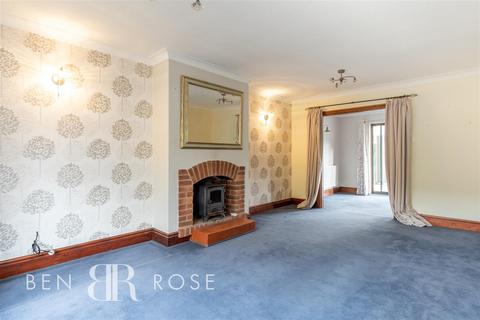 4 bedroom detached house for sale, Colyton Close, Chorley