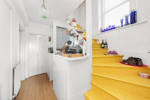 2 bedroom apartment for sale, Gatestone Road, Upper Norwood, SE19