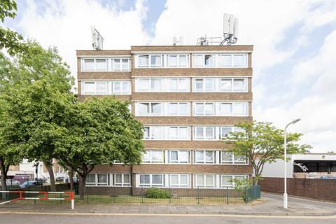 1 bedroom flat for sale, Regina Road, London N4