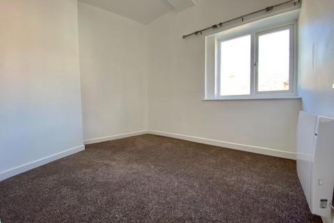 2 bedroom flat to rent, West Exe North, Tiverton