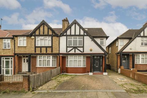 4 bedroom house to rent, Elmbank Way, London W7