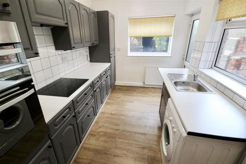 2 bedroom terraced house to rent, Montagu Street, Rodbourne