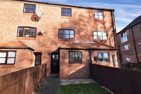 3 bedroom townhouse for sale, Coopers Yard, Newark