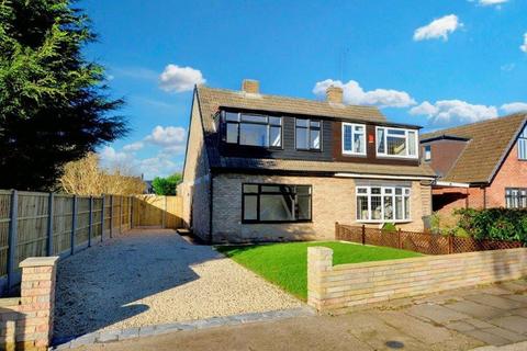 3 bedroom semi-detached house to rent, Canal Side, Beeston, Nottingham, NG9 1NG