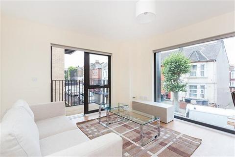 1 bedroom apartment for sale, Newman Close,  Willesden Green, NW10