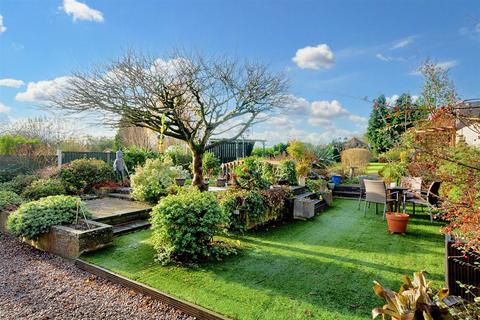 4 bedroom detached bungalow for sale, Nottingham Road, Hucknall, Nottingham