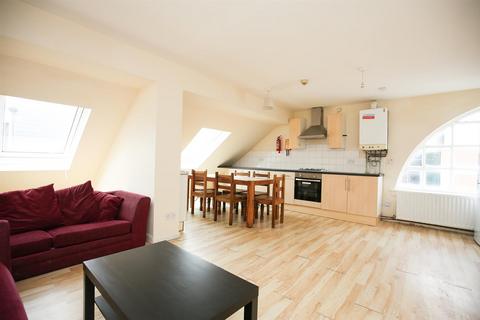 5 bedroom apartment to rent, Leazes Arcade, City Centre NE1