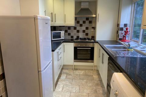 2 bedroom apartment to rent, Westfield Lodge, Timperley, Cheshire WA14 5AS