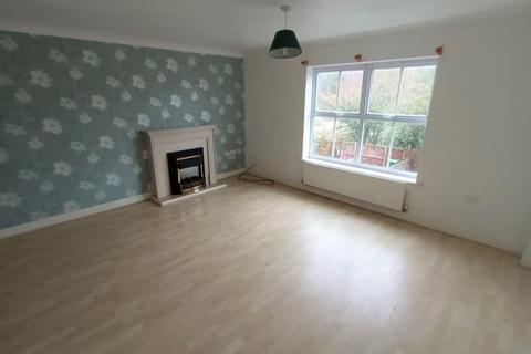 3 bedroom semi-detached house to rent, Macdonald Close, Oldbury B69