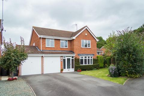 4 bedroom detached house to rent, Chelmarsh Close, Redditch