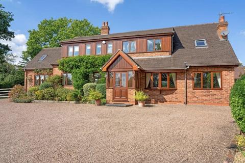 5 bedroom detached house to rent, Rowney Green Lane, Rowney Green, B48