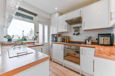 2 bedroom flat for sale, West Barnes Lane, Raynes Park, London, SW20