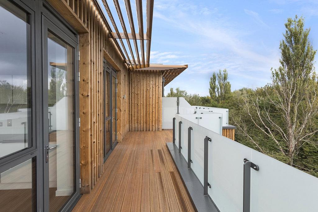 Balcony 3