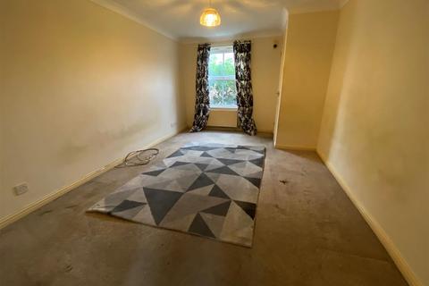 2 bedroom terraced house for sale, Cotton Close, Dagenham