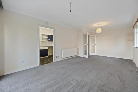 2 bedroom flat for sale, Oakley Avenue, Ealing