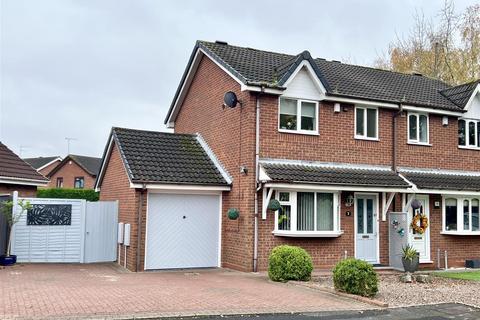 3 bedroom semi-detached house for sale, Bramble Close, Cradley Heath