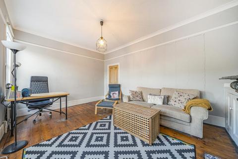 3 bedroom flat for sale, Hubert Grove, Clapham