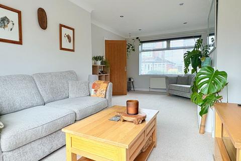 2 Allendale Drive, Bury, BL9 8EJ