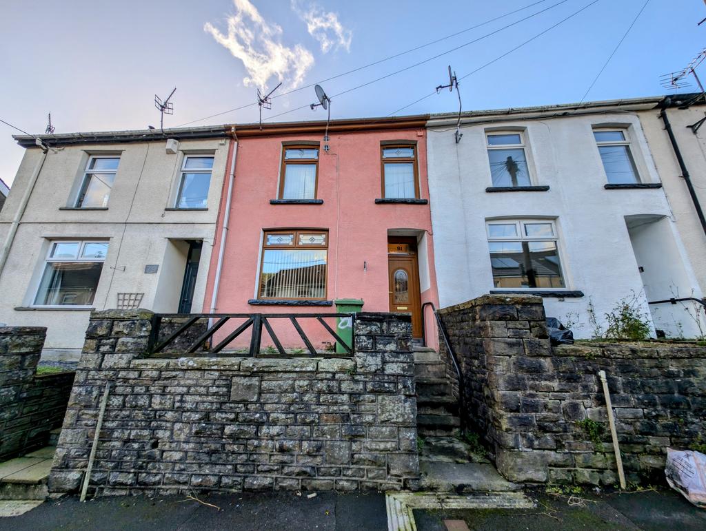 3 Bedroom Terraced for Sale